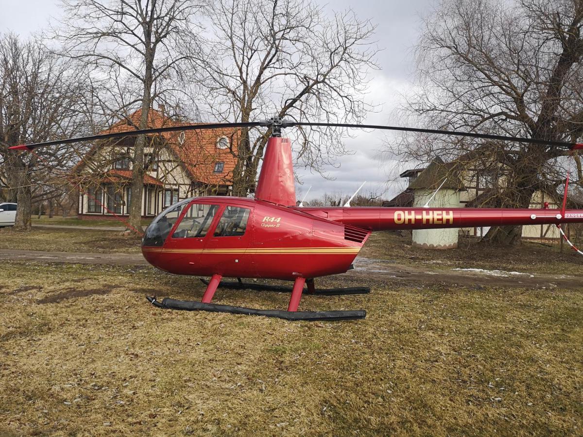 Hotel Senlici Йелгава Екстериор снимка