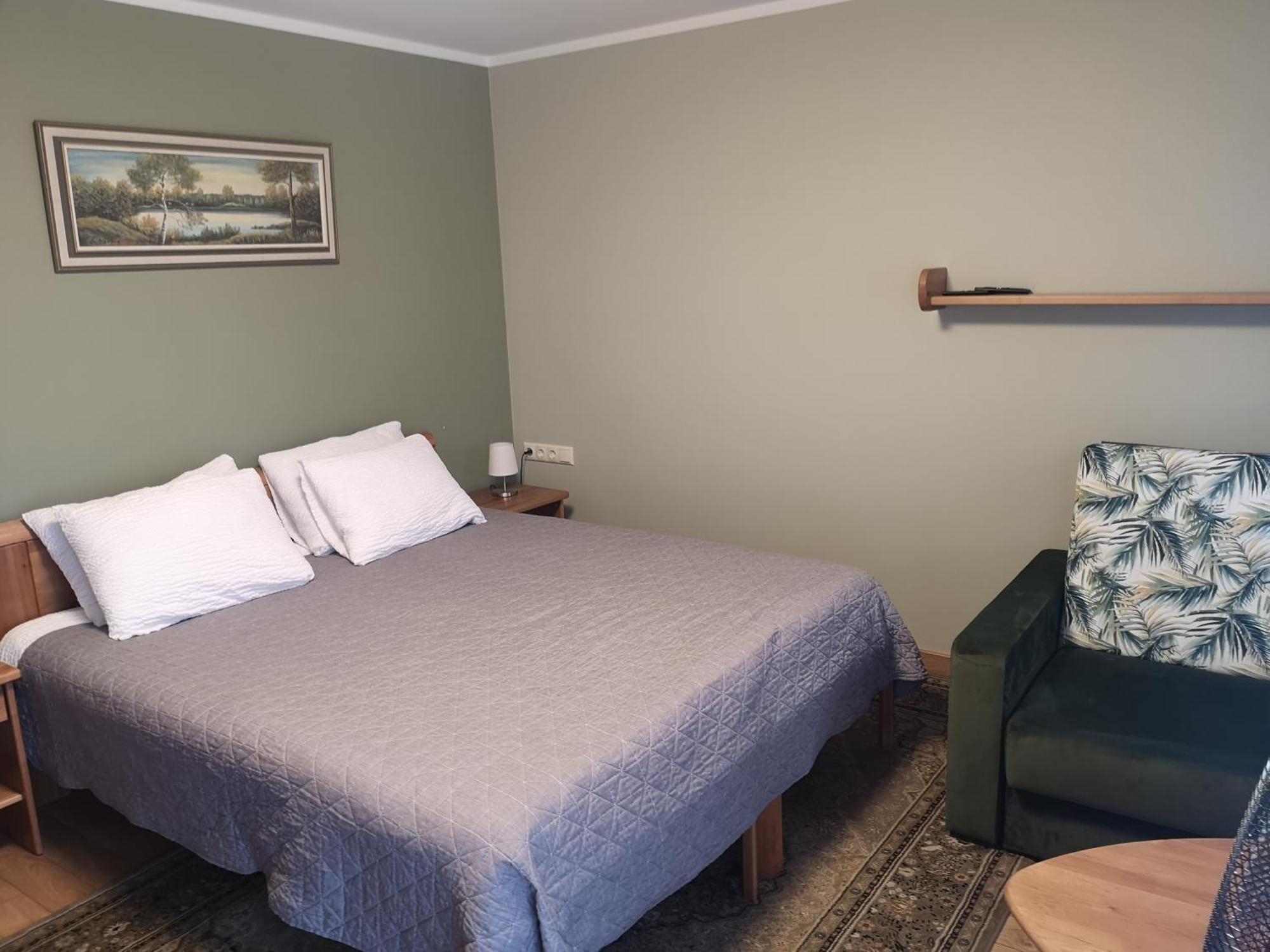 Hotel Senlici Йелгава Стая снимка